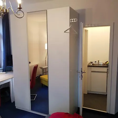 Blumenthal Apartment *